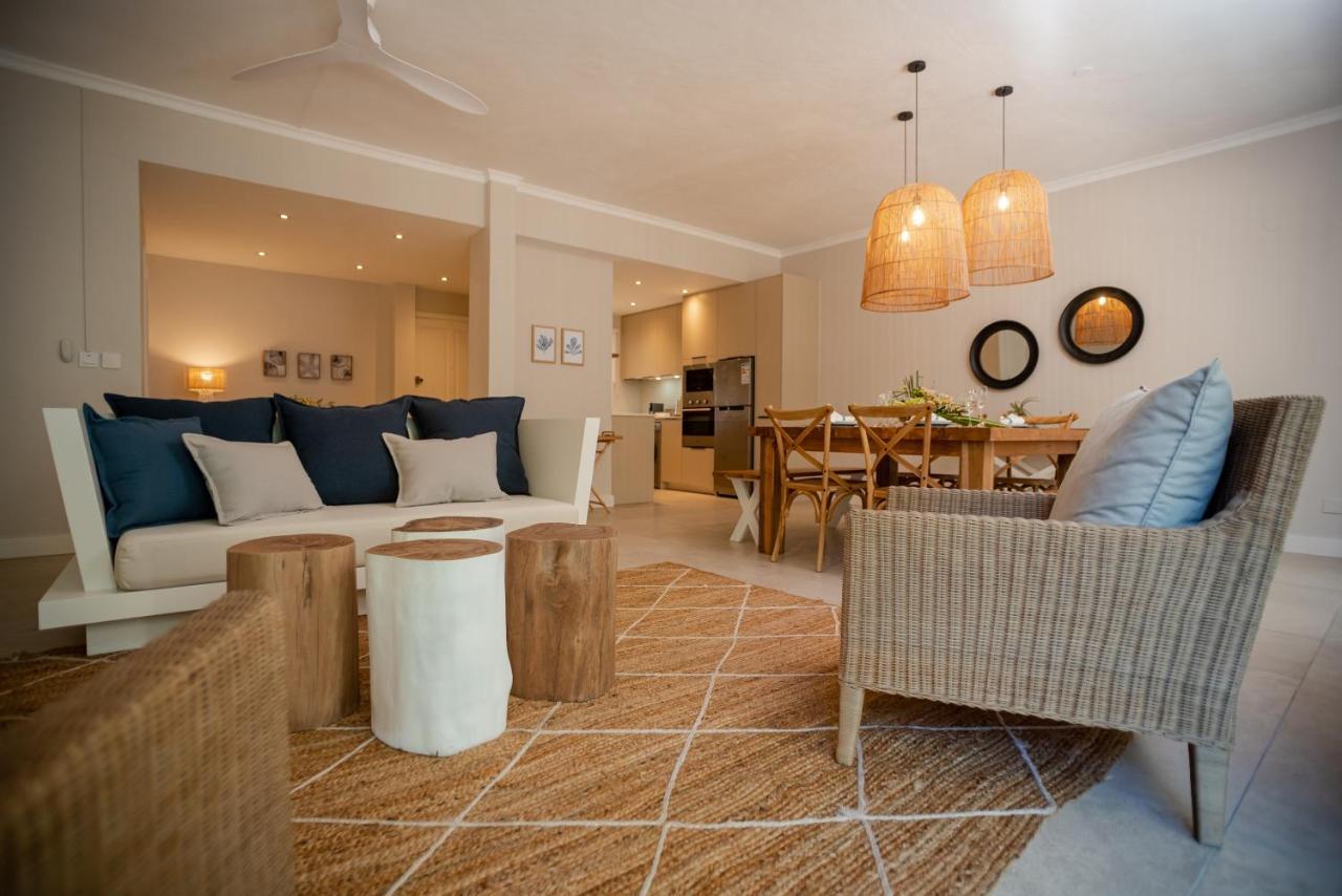 Blue Coral Beachfront Penthouse Flic-en-Flacq Zewnętrze zdjęcie